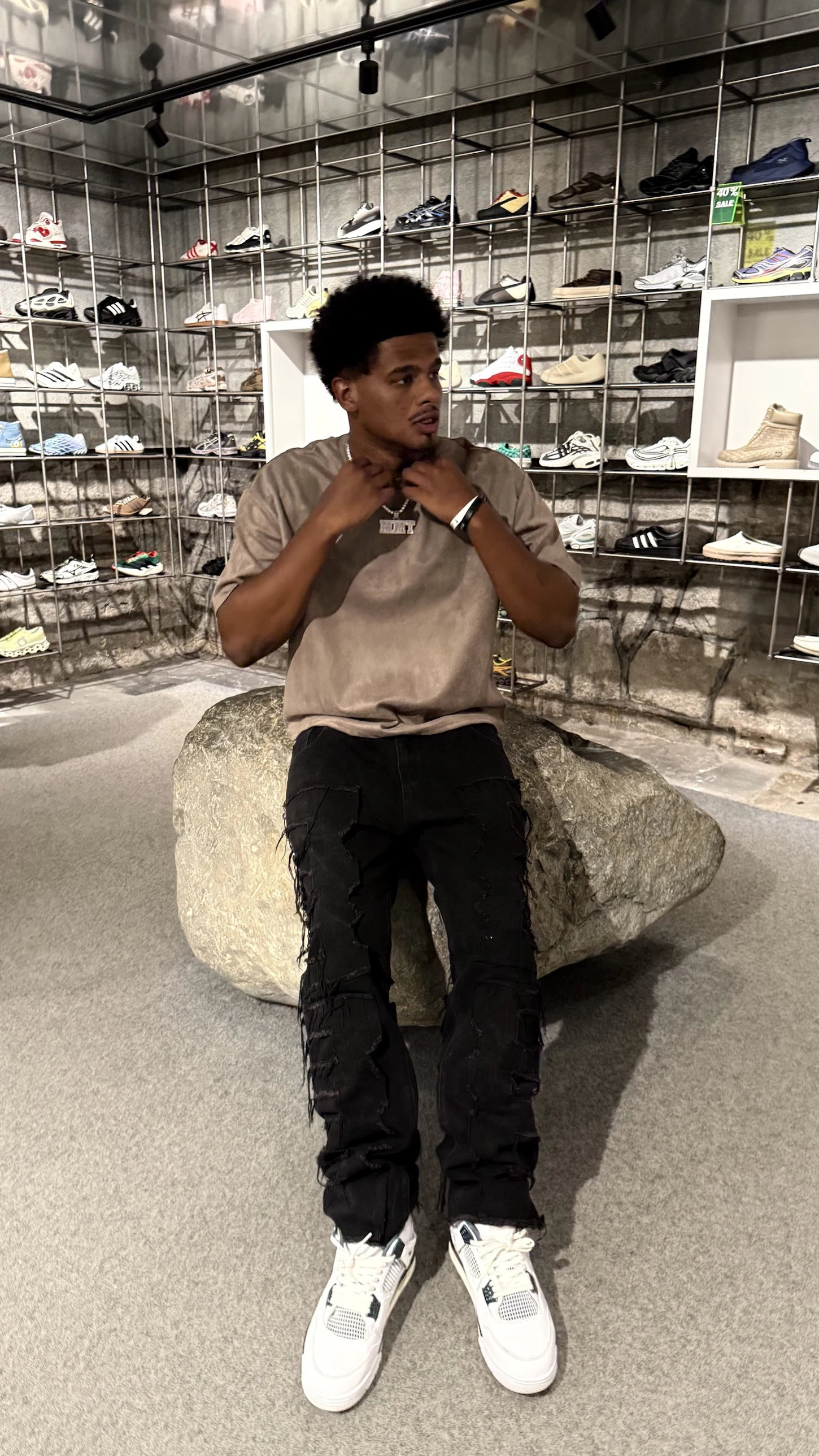 MMT, Co-Founder